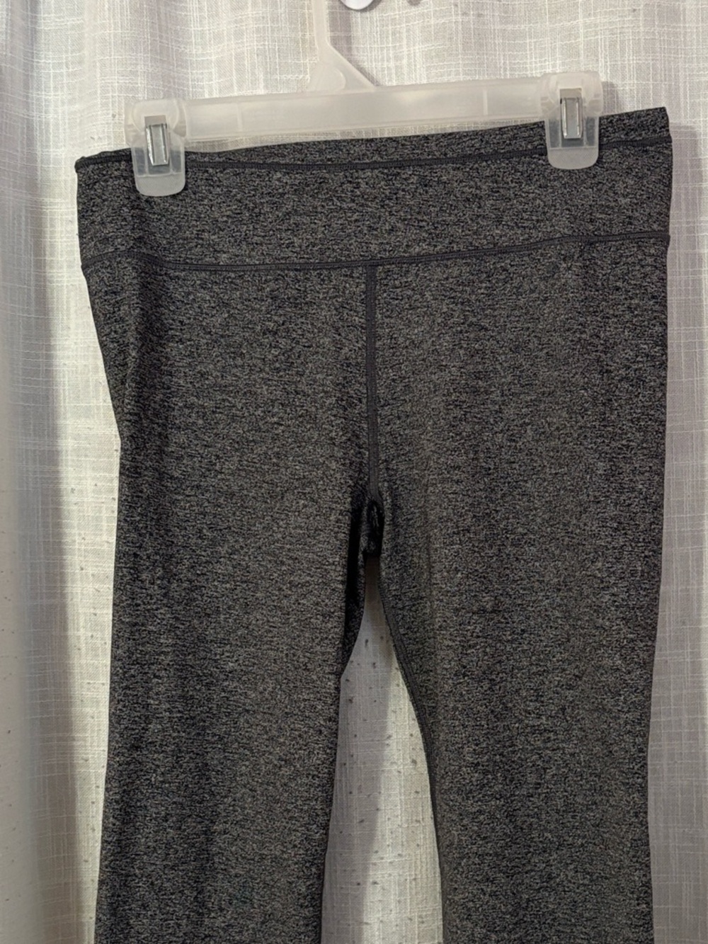 Victoria Secret VS Knockout Made Sexy By Victoria Crop Capri Leggings - Picture 5 of 12